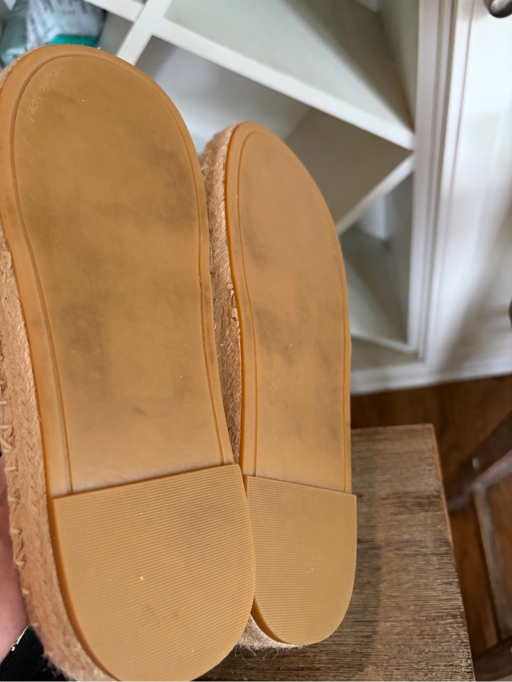 Tory Burch Selby Two Band Espadrille Slides oat gold Leather Size 7 Buckles - Picture 7 of 7